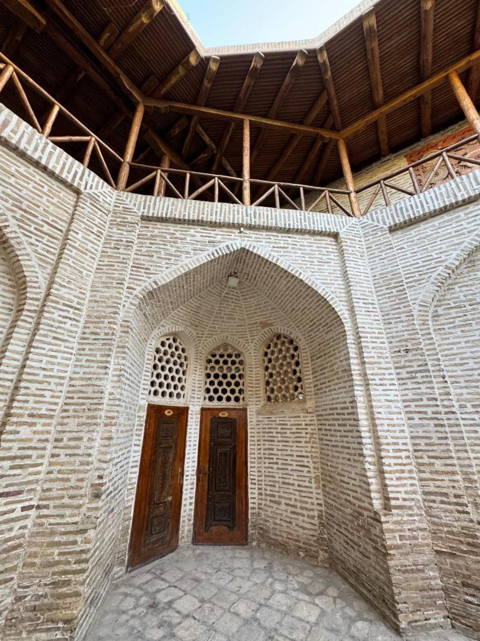 Ohun 18Th Century Caravansarai Бухара Екстериор снимка