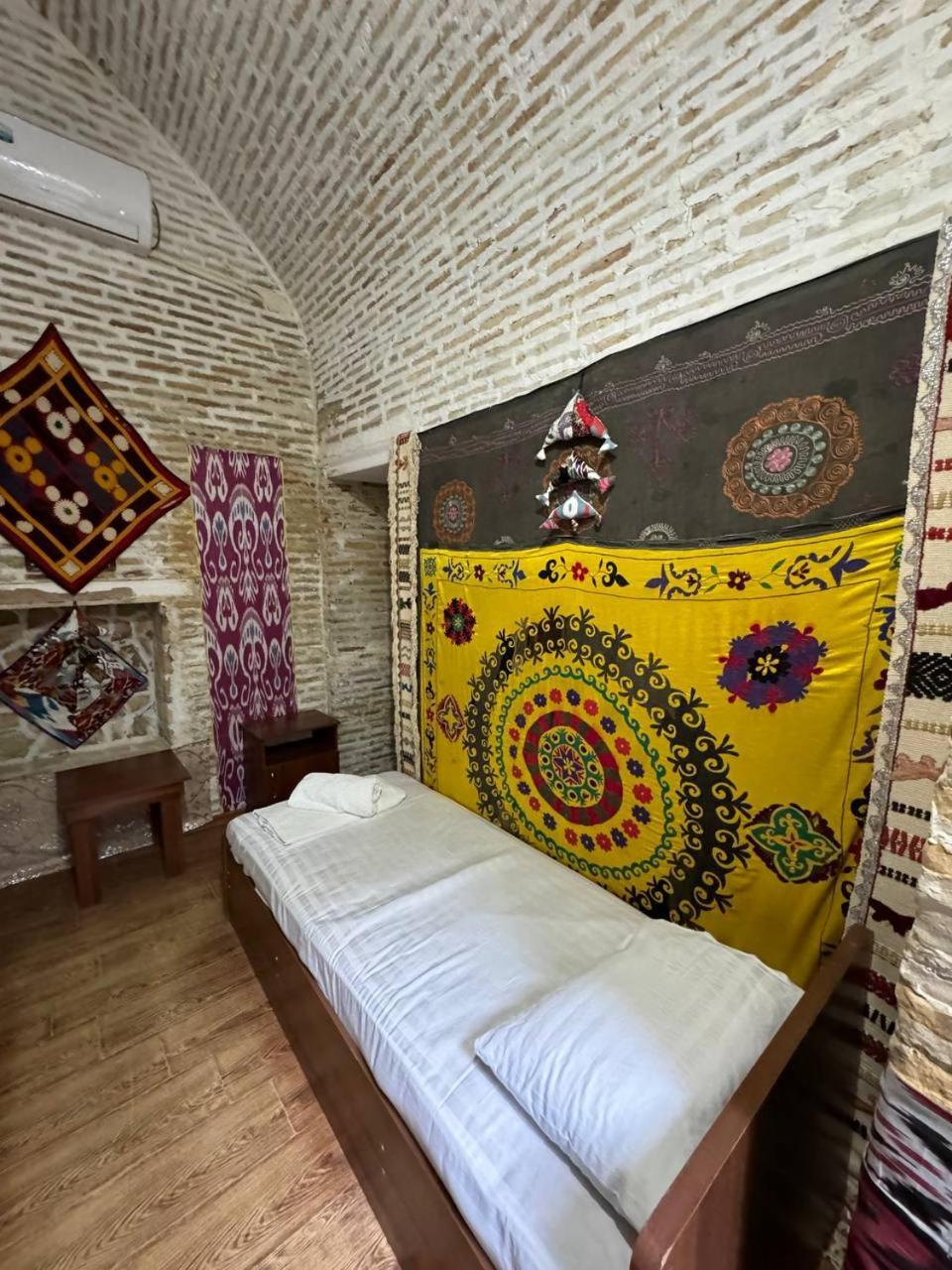 Ohun 18Th Century Caravansarai Бухара Екстериор снимка
