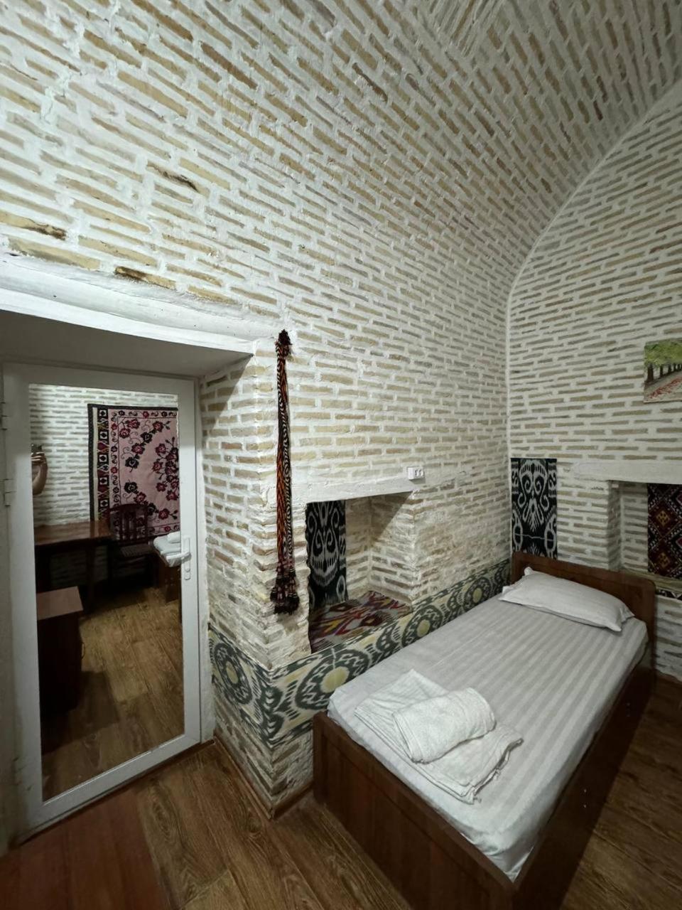 Ohun 18Th Century Caravansarai Бухара Екстериор снимка