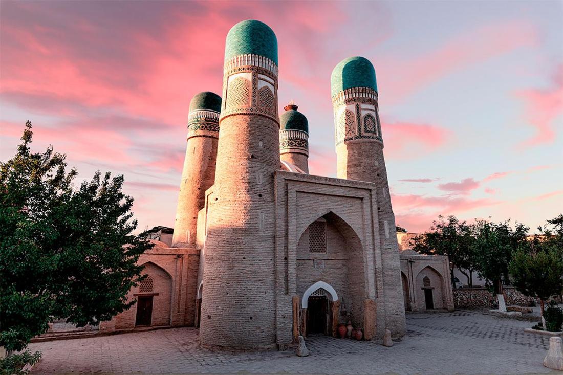 Ohun 18Th Century Caravansarai Бухара Екстериор снимка